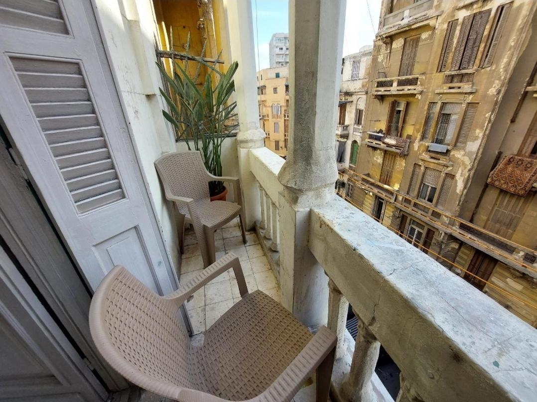 Arab Hostel, Welcoming All Solo And Groups Travellers But, Unmarried Couples Not Allowed アレクサンドリア エクステリア 写真