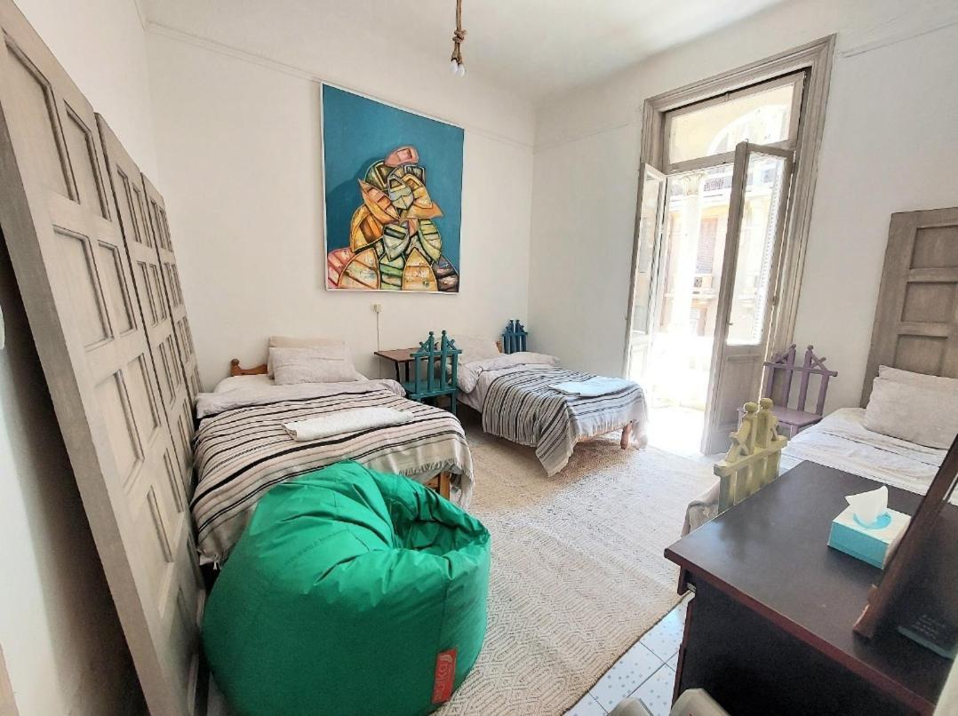 Arab Hostel, Welcoming All Solo And Groups Travellers But, Unmarried Couples Not Allowed アレクサンドリア エクステリア 写真