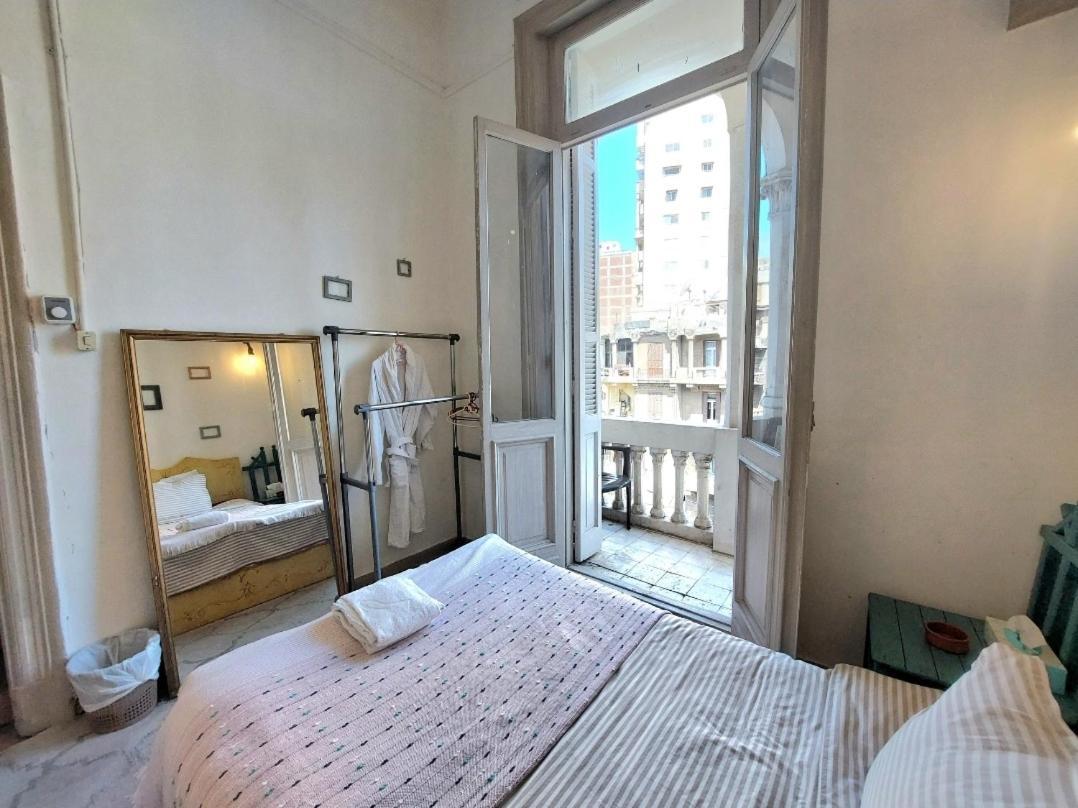 Arab Hostel, Welcoming All Solo And Groups Travellers But, Unmarried Couples Not Allowed アレクサンドリア エクステリア 写真