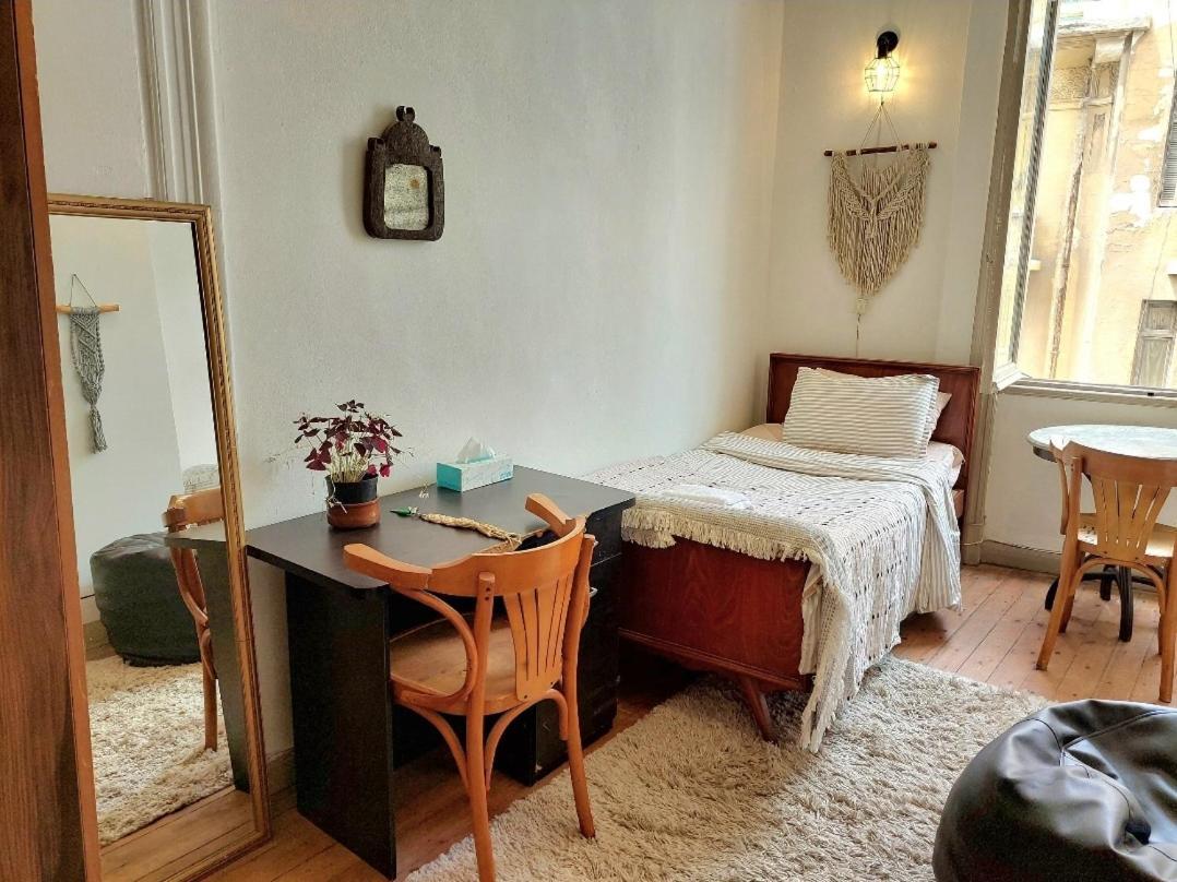 Arab Hostel, Welcoming All Solo And Groups Travellers But, Unmarried Couples Not Allowed アレクサンドリア エクステリア 写真